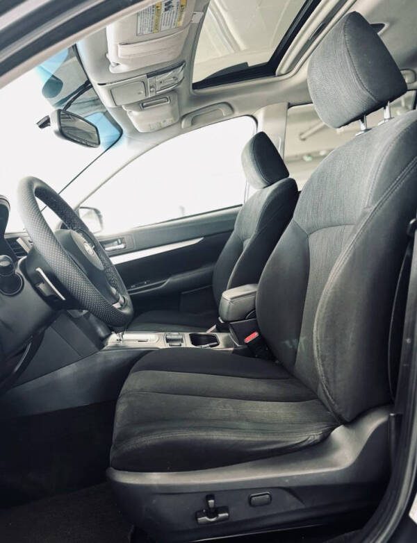 2013 Subaru Outback 2.5i Premium