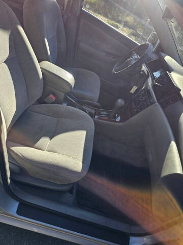 2004 Toyota Corolla LE