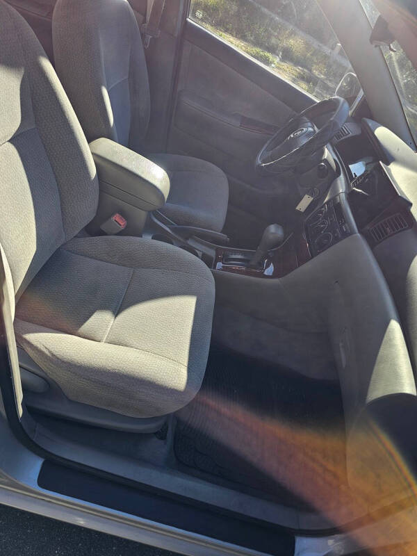 2004 Toyota Corolla LE