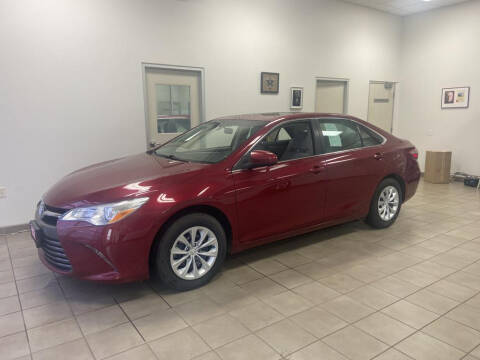2017 Toyota Camry for sale at DAN PORTER MOTORS in Dickinson ND