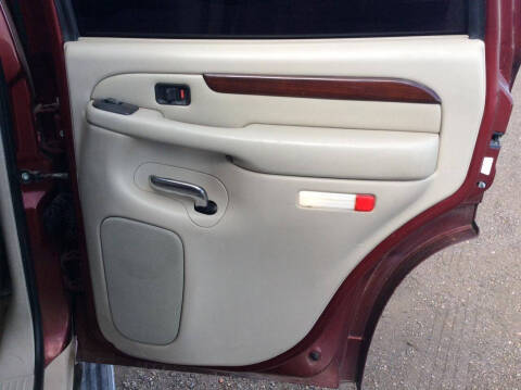 2003 Cadillac Escalade