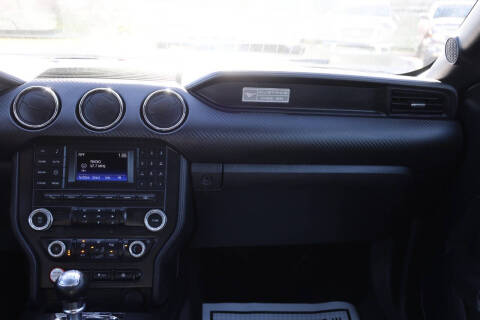 2015 Ford Mustang V6