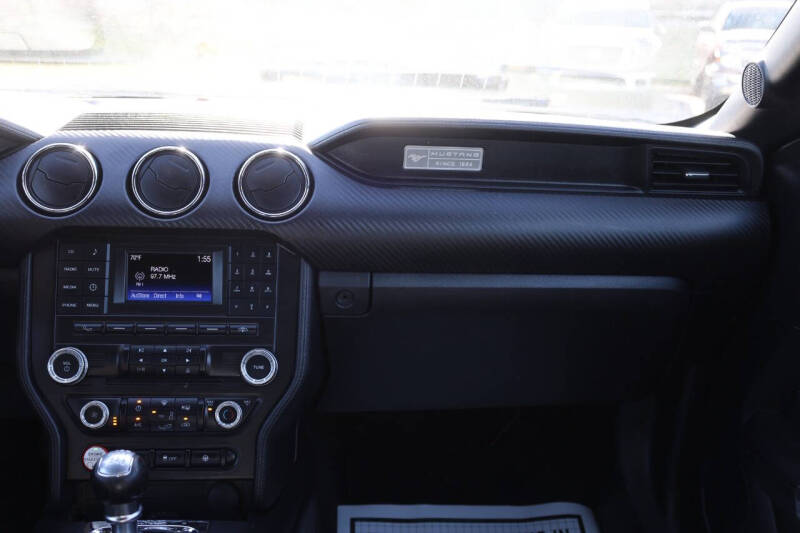 2015 Ford Mustang V6