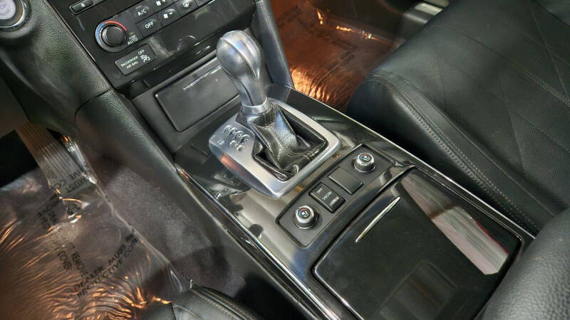 2010 INFINITI FX 35 photo 24