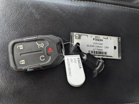 2020 GMC Acadia Denali