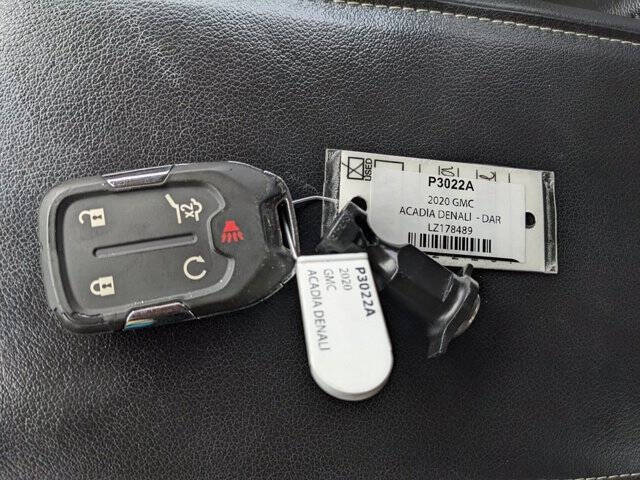 2020 GMC Acadia Denali