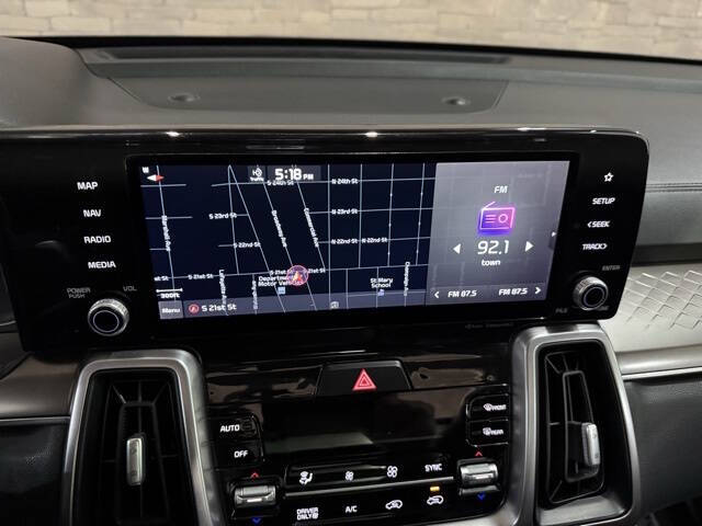 2022 Kia Sorento Hybrid EX