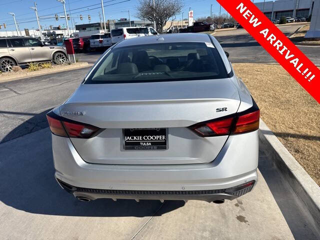 2021 Nissan Altima 2.5 SR