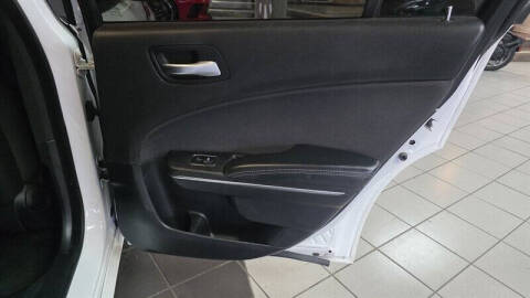 2016 Dodge Charger SE