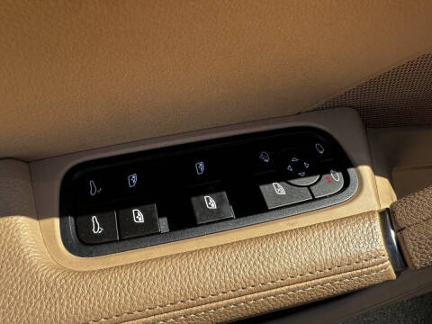 2022 Porsche Cayenne Platinum Edition