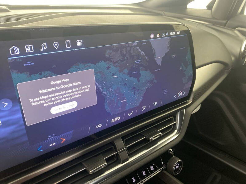 2025 Chevrolet Equinox EV LT 1