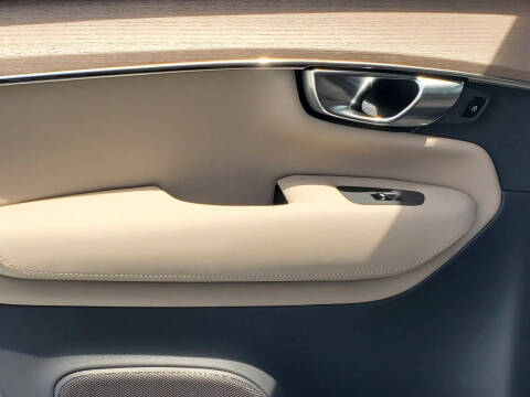 2026 Volvo XC90 B5 Plus 6P