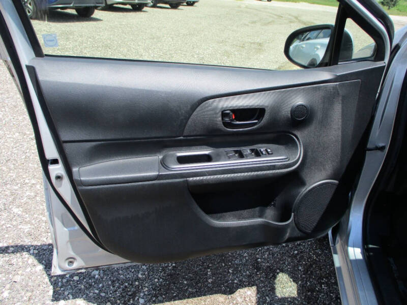 2015 Toyota Prius c Two