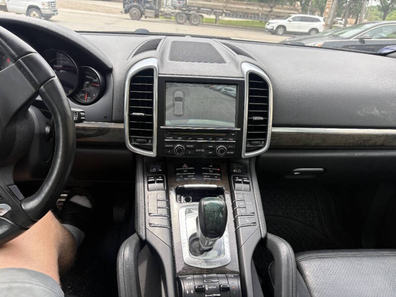 2011 Porsche Cayenne S
