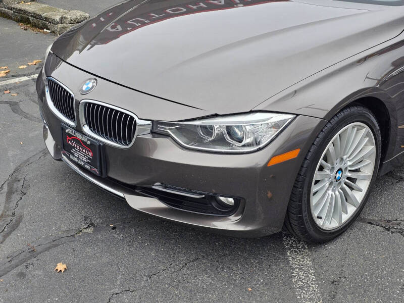 2012 BMW 3 Series 328i