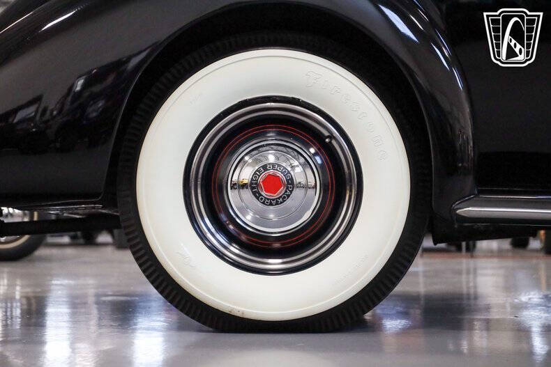 1938 Packard Super Eight