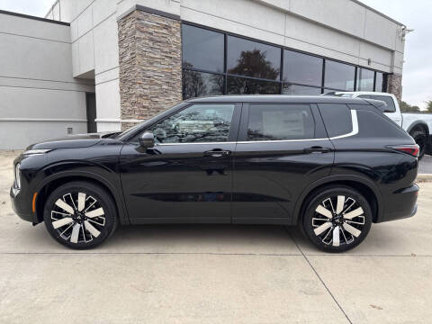 2026 Mitsubishi Outlander SE