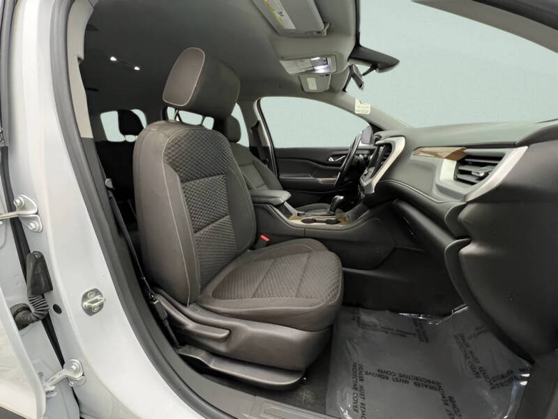 2018 GMC Acadia SLE-2