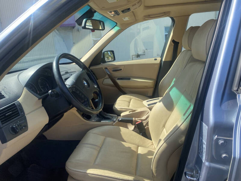 2004 BMW X3 2.5i