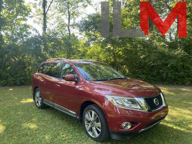 2015 Nissan Pathfinder for sale at INDY LUXURY MOTORSPORTS in Fishers IN