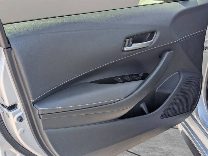 2023 Toyota Corolla Hatchback SE