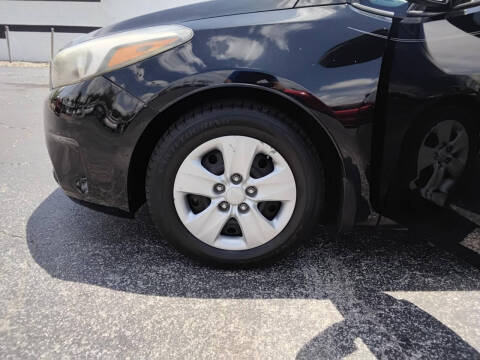 2018 Kia Forte5 LX