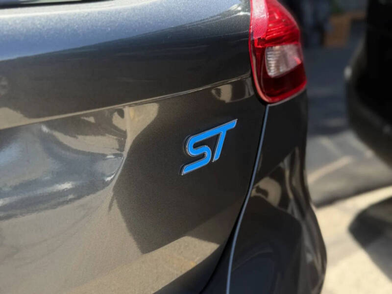 2017 Ford Focus ST