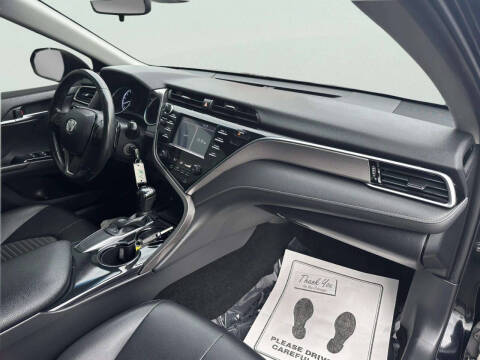 2018 Toyota Camry SE