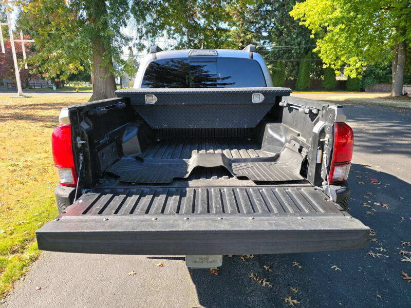 2017 Toyota Tacoma Limited