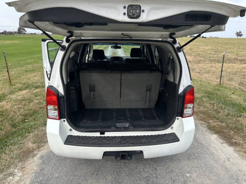 2008 Nissan Pathfinder SE