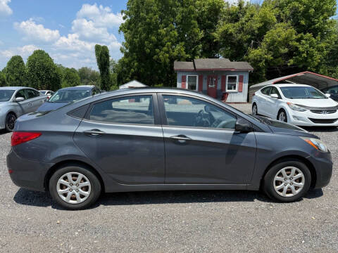 2012 Hyundai Accent GLS