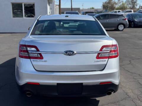 2015 Ford Taurus Limited
