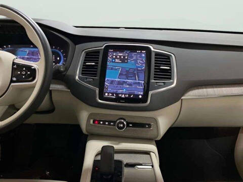 2023 Volvo XC90 B6 Core