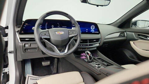 2025 Cadillac CT5 Sport