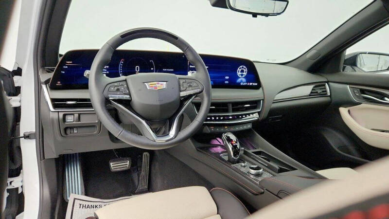 2025 Cadillac CT5 Sport