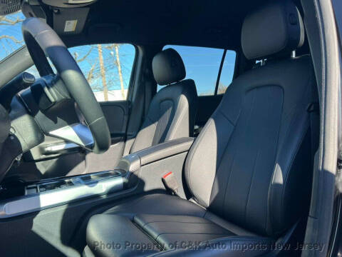 2025 Mercedes-Benz GLB GLB 250 4MATIC