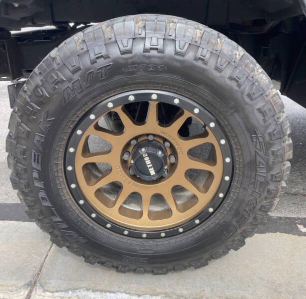 2009 HUMMER Humvee
