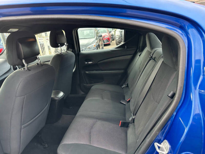 2014 Dodge Avenger SE