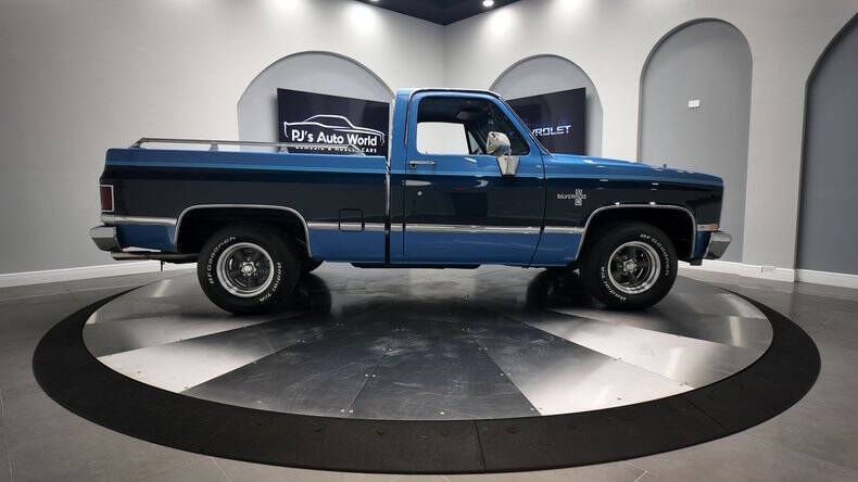 1987 Chevrolet R/V 10 Series