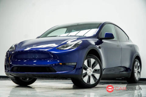 2024 Tesla Model Y Photo