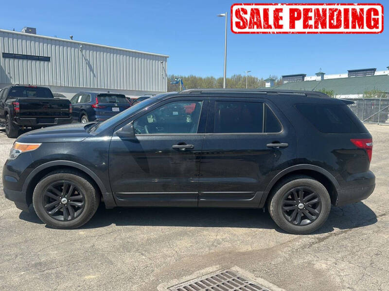 2015 Ford Explorer for sale at Auto Center of Columbus in Columbus OH
