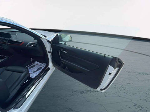 2019 BMW 2 Series 230i