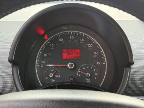 2010 Volkswagen New Beetle
