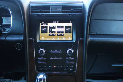 2017 Lincoln Navigator Select