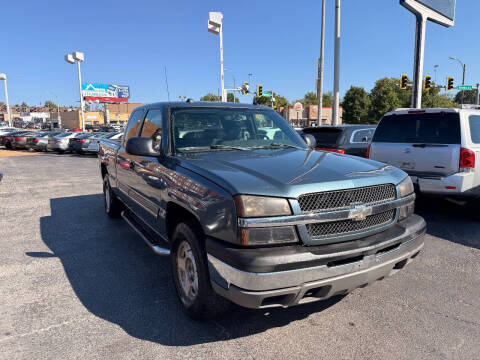 2005 Chevrolet Silverado 1500 Work Truck