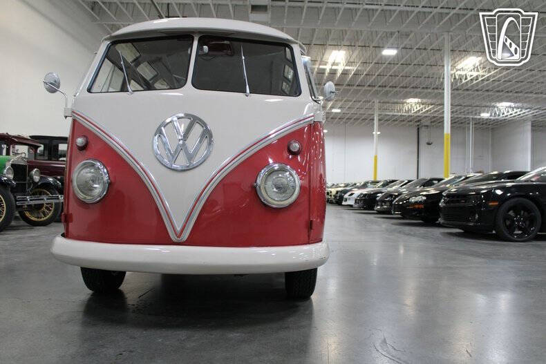 1961 Volkswagen Bus