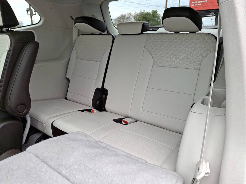 2024 GMC Acadia Denali