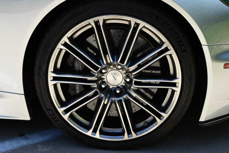 2009 Aston Martin DBS