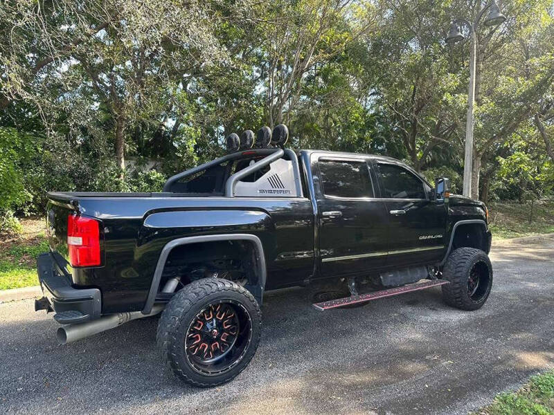2017 GMC Sierra 2500HD Denali