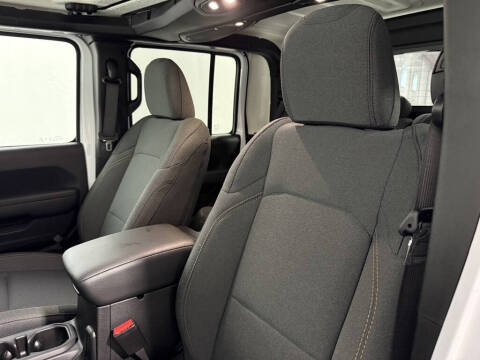 2026 Jeep Gladiator Willys